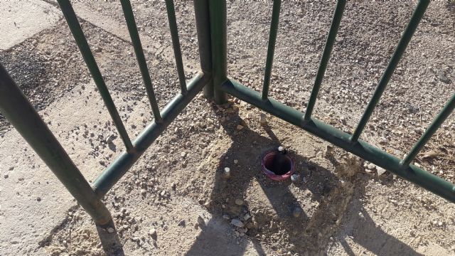 El PP propone el acondicionamiento de los pasos peatonales sobre las vías del tren en las alamedas de la Constitución, Ramón y Cajal y Fajardo el Bravo - 2, Foto 2