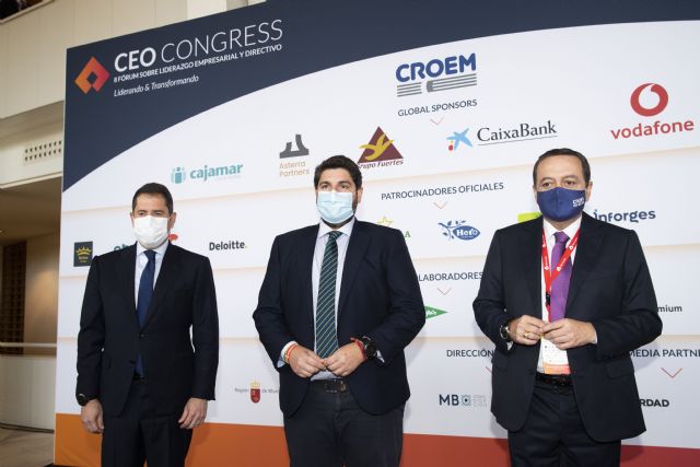 López Miras destaca que la bajada de impuestos y los más de 700 millones de los Presupuestos para autónomos y empresas “reactivarán la economía” - 2, Foto 2