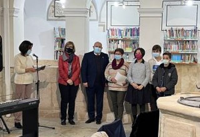 El Ayuntamiento homenajea a los alumnos galardonados de los institutos y colegios ciezanos - 1, Foto 1