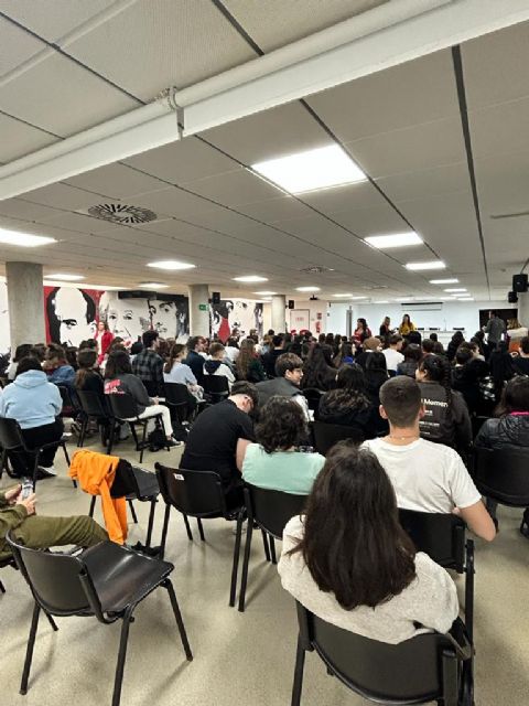 Encuentro alumnado IES de Molina de Segura con embajador Subirana 2022 - 1, Foto 1