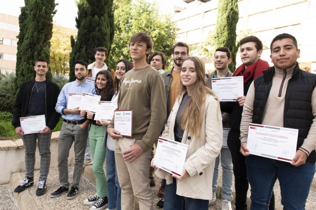 La Universidad de Murcia entrega los premios a las mejores ideas de negocio - 1, Foto 1