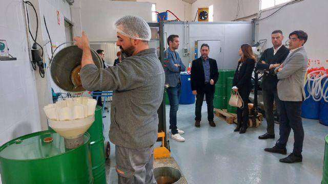 La empresa caravaqueña Martínez Lozano, líder en producción de aceites esenciales ecológicos - 1, Foto 1