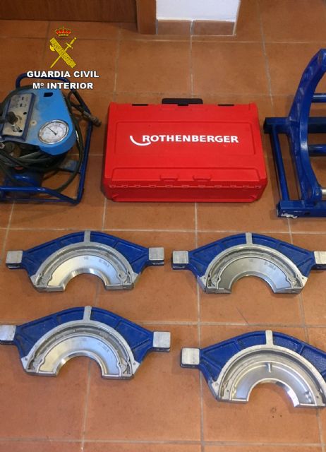 La Guardia Civil esclarece el robo en un almacén de fontanería de El Beal-Cartagena - 3, Foto 3