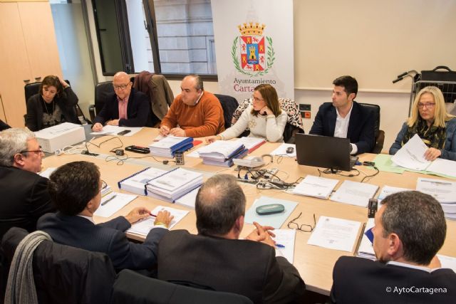 La Comision de Seguimiento del Contrato del Agua conoce las nuevas tarifas del agua - 1, Foto 1