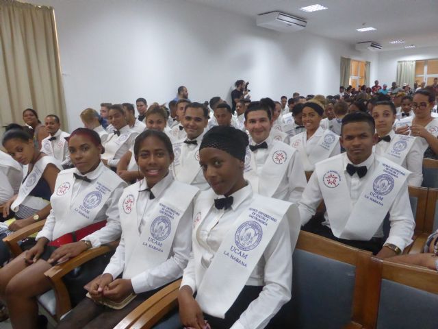 La UCAM gradúa en la Habana a 400 profesionales de la gastronomía - 1, Foto 1