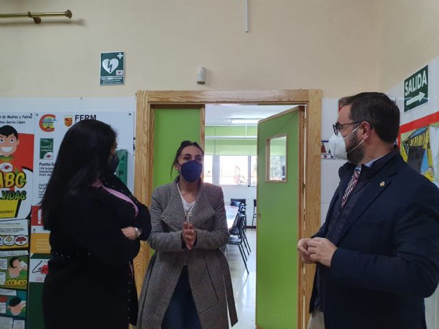 El Ayuntamiento de Lorca invierte 52.209 euros en mejoras en el Colegio de Educación Infantil y Primaria 'Alfonso García López' de Purias - 2, Foto 2