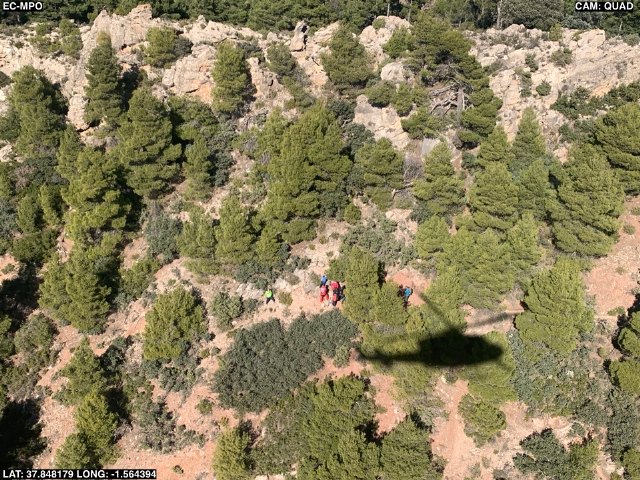 Rescatan por aire a una excursionista accidentada en Sierra Espuña, Foto 2