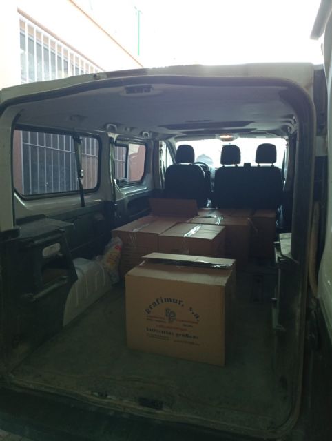 El Belén solidario de la Verónica recibe 1.300 kg de donaciones, Foto 6