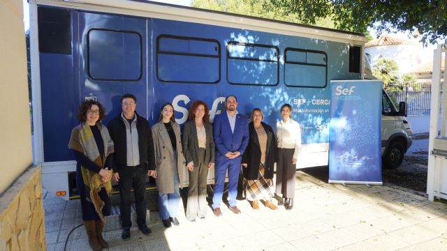 El SEF acerca sus servicios a Los Alcázares con la puesta en marcha de la oficina móvil SEF+CERCA - 3, Foto 3