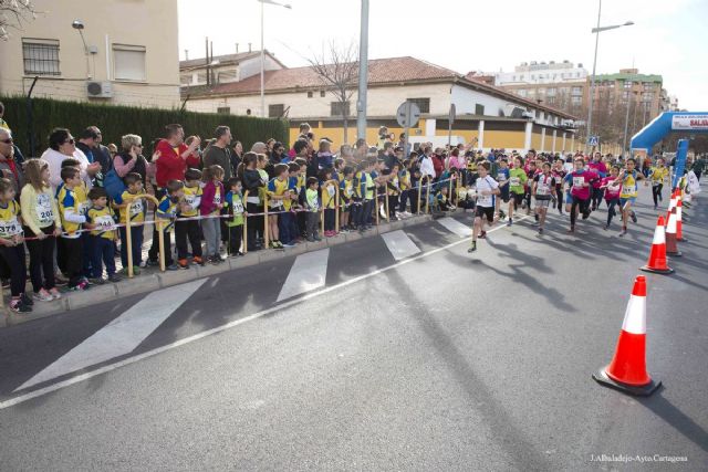 Deporte y solidaridad se dieron la mano en la III Milla Urbana La Huertecica - 1, Foto 1