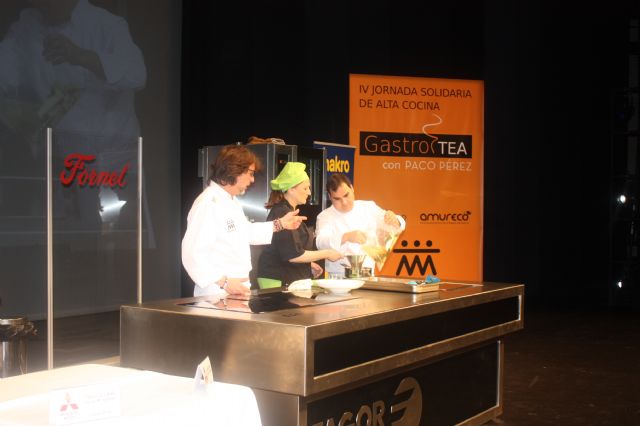 Más de 500 asistentes en el Show Cooking del GastroTEA, protagonizado por el chef Paco Pérez - 4, Foto 4