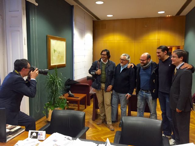 La Asociación de Informadores Gráficos quiere sacar a la calle la historia de Murcia en imágenes, con motivo de su 25 aniversario - 3, Foto 3