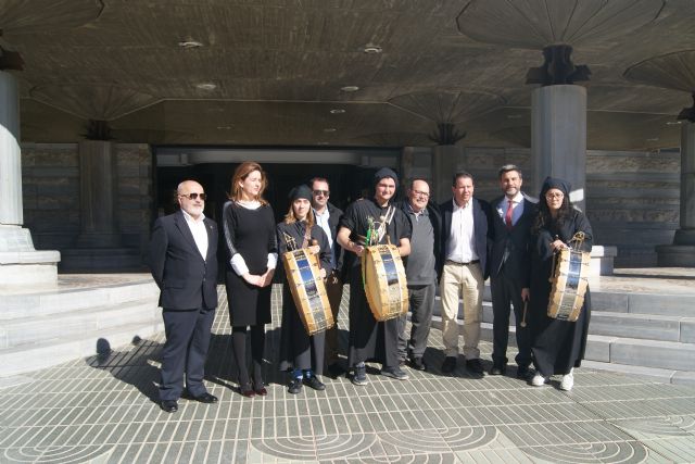 La Asamblea respalda por unanimidad la iniciativa del PSOE para promocionar las XXXIII Jornadas de Exaltación del Tambor y el Bombo de Mula - 1, Foto 1