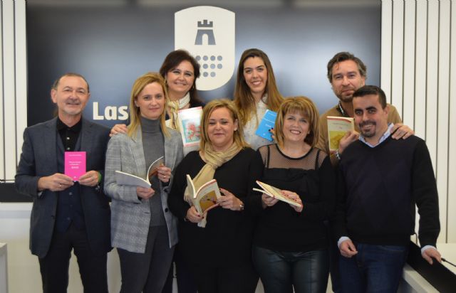 Nuevas donaciones literarias de la 'Fundación Carmen Montero' a las asociaciones de Las Torres de Cotillas - 3, Foto 3