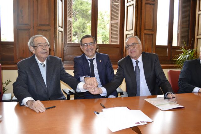 Universidad de Murcia, Fundación Caja Mediterráneo y Biblioteca Virtual Miguel de Cervantes convocan el XXIV premio de novela Vargas Llosa - 1, Foto 1