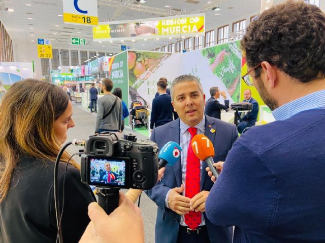 Jesús Cano: El PP es el único partido que ha estado siempre al lado de los agricultores - 1, Foto 1