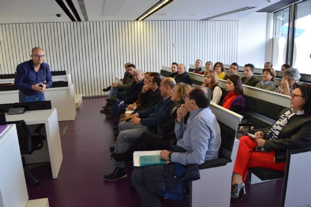 Un proyecto recuperará el hábito de ir 'caminando al cole' para luchar contra la obesidad infantil y la contaminación - 4, Foto 4