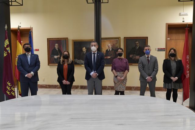La Universidad de Murcia y el Gobierno regional crean una cátedra pionera en España dedicada a la integridad pública - 3, Foto 3