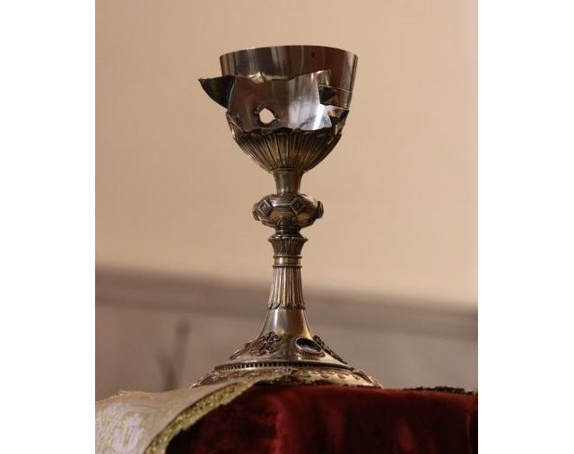 El cáliz profanado de Irak recorre la Diócesis de Cartagena - 1, Foto 1