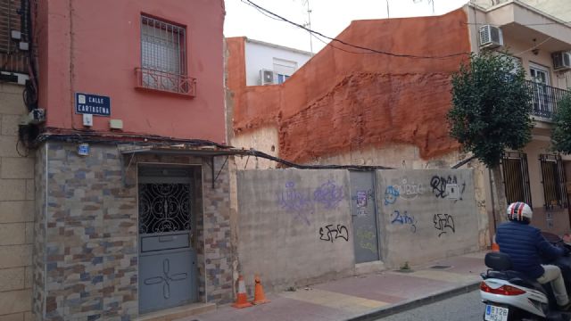 El Ayuntamiento impulsa la retirada de la vía pública de los postes de cableado aéreo en el casco urbano - 2, Foto 2