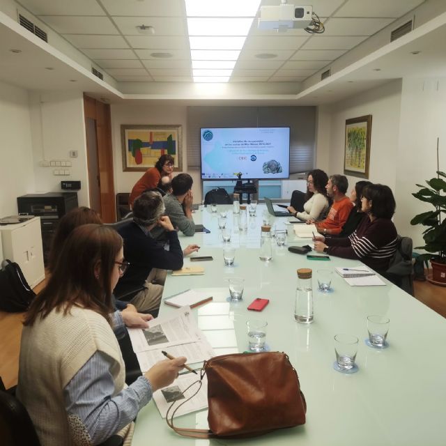 La Comunidad celebra una reunión informativa sobre el proyecto para recuperar la ostra plana en el Mar Menor - 2, Foto 2