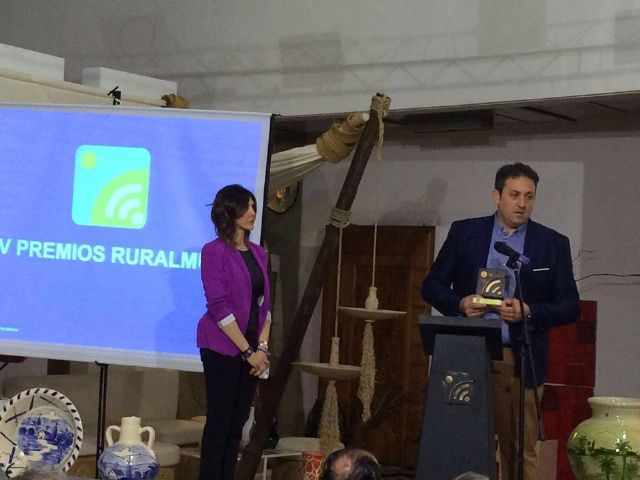 Autoridades municipales asisten a la entrega de los IV Premios Ruralmur´2016, Foto 7