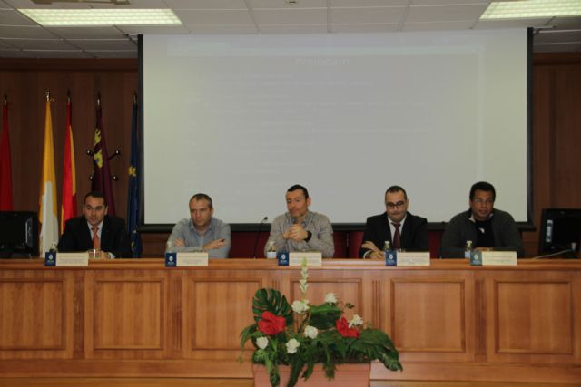 El Grado en Ingeniería de la UCAM celebra su patrón con una mesa redonda sobre 'Nuevos retos de la seguridad informática' - 1, Foto 1