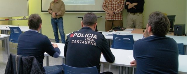 Policías Locales se ponen al día en el manejo de armas no letales - 1, Foto 1