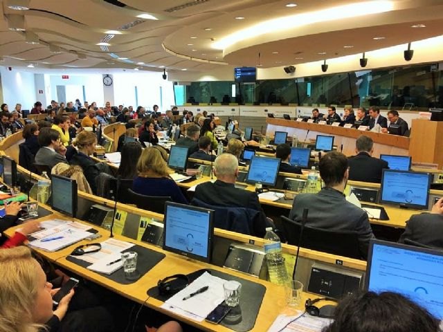 La Comunidad expone en Bruselas la importancia de los fondos europeos para la protección y recuperación del Mar Menor - 1, Foto 1