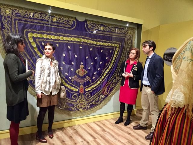 Cultura repasa la historia de la seda en la Región desde el siglo X hasta la actualidad - 1, Foto 1