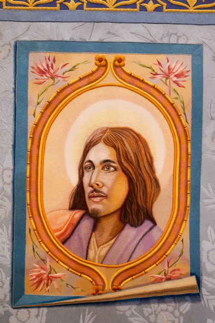 San Juan y María Magdalena escoltarán a la Stma. Virgen de los Dolores desde sus nuevos paños, engrandeciendo el cortejo religioso del Paso Azul - 2, Foto 2