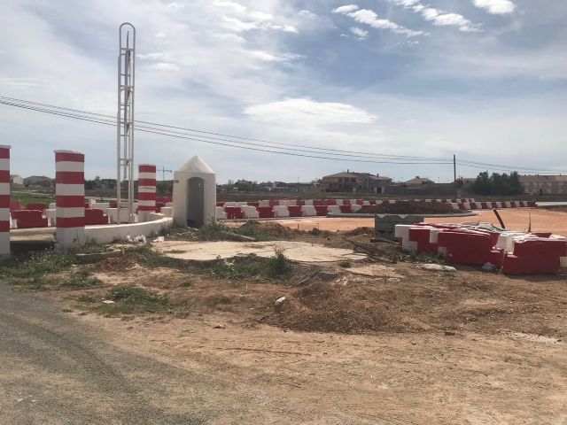 Obras de alumbrado en la avenida de Balsicas y construcción de rotonda frente al Radar de Torre Pacheco - 4, Foto 4
