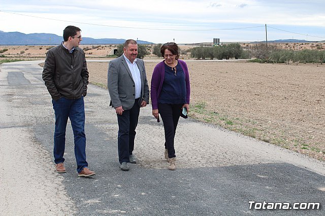 La Concejalía de Caminos pavimenta, con recursos propios, los caminos de COATO y Ezequiel, junto a la Ciudad Deportiva - 3, Foto 3