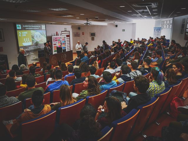 El investigador de la UMU López Nicolás ofrece una conferencia sobre el papel de los transgénicos en la lucha contra el hambre - 3, Foto 3