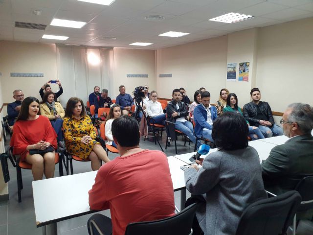 Un curso potencia el diseño aplicado a los mantos de los Caballos del Vino - 4, Foto 4