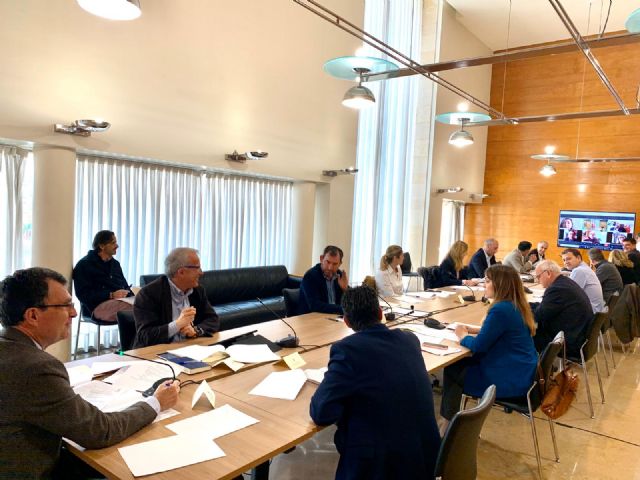 El Ayuntamiento refuerza la atención telefónica y telemática al suspenderse la atención presencial - 2, Foto 2