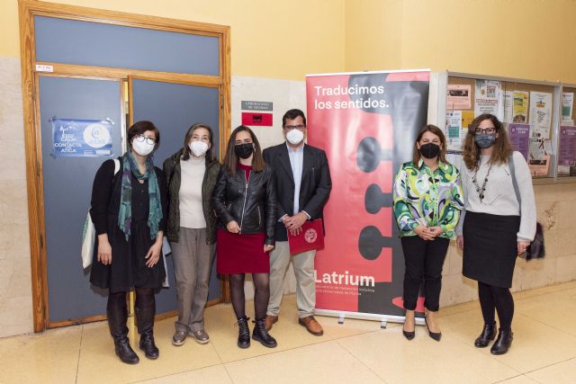 La Universidad de Murcia inaugura un laboratorio de traducción inclusiva - 1, Foto 1