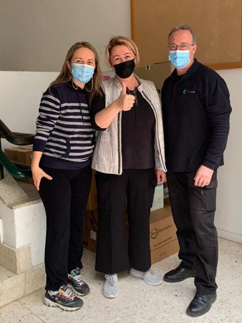 Virgen de la Caridad pone a disposición de la comunidad ucraniana sus más de 40 centros en la Región para la recogida de material humanitario - 2, Foto 2