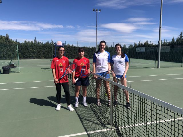 La escuela de tenis del club de tenis Totana subcampeones regionales de liga 2021-2022, Foto 2