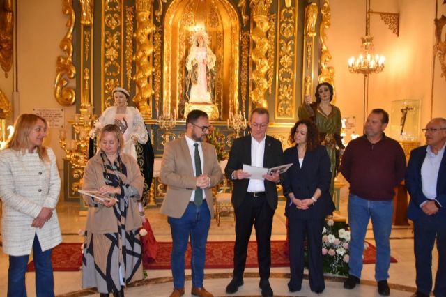 El Ayuntamiento de Lorca entrega al Paso Blanco las imágenes de San Juan Evangelista y la Verónica tras los trabajos de conservación realizados por el Taller de Restauración Municipal - 4, Foto 4