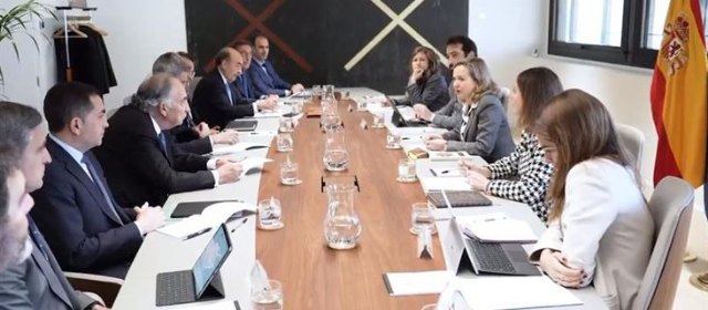Calviño mantiene un encuentro con los presidentes y directivos de las fundaciones bancarias - 1, Foto 1