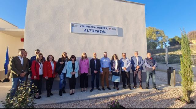 32 alumnos de un programa para jóvenes del SEF participan en la construcción delCentro Social de Altorreal - 1, Foto 1