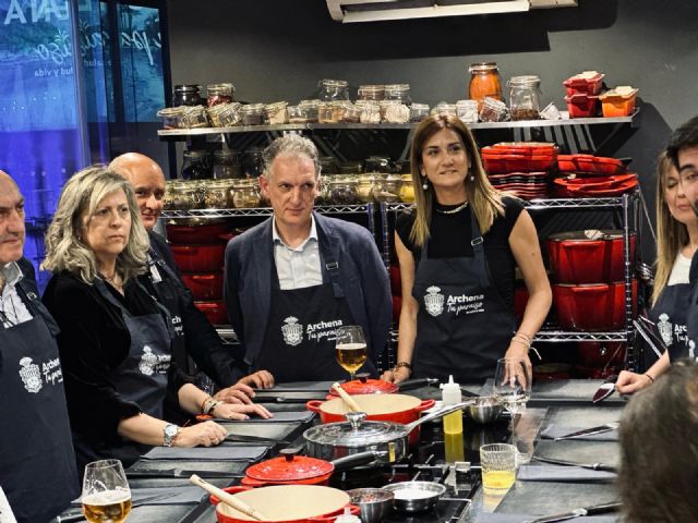 Archena presenta en Madrid su oferta turística con un formato novedoso y divertido al estilo 'Máster Chef' - 1, Foto 1