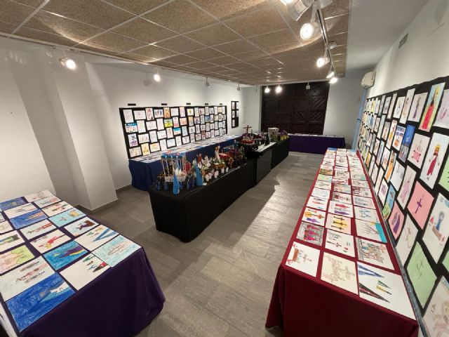 La Casa de los Duendes acoge la exposición de las obras del octavo Concurso de Dibujo de Semana Santa - 1, Foto 1