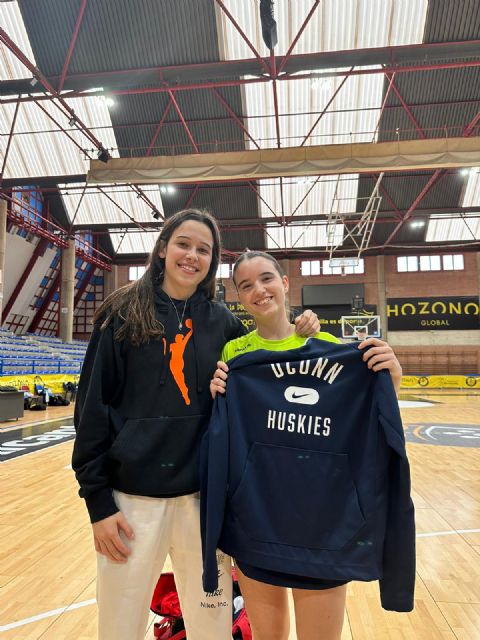 Lou López Sénéchal soprende al equipo de la Minicopa - 1, Foto 1