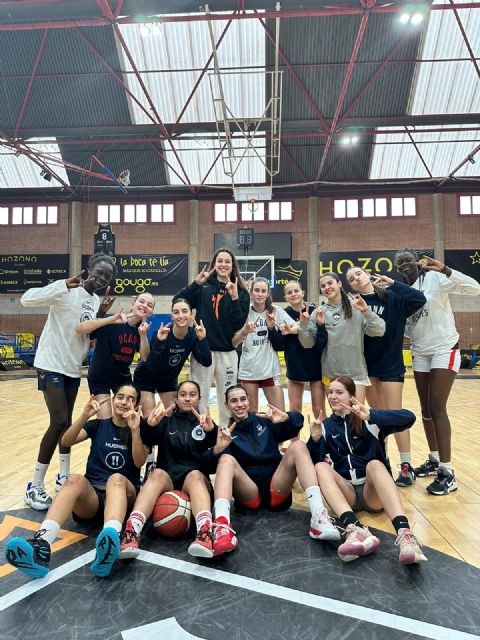 Lou López Sénéchal soprende al equipo de la Minicopa - 3, Foto 3