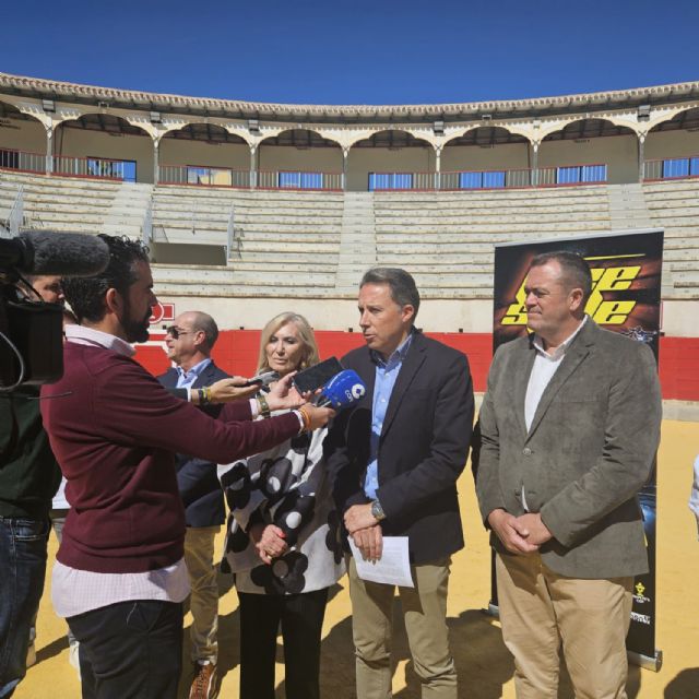 Los cinco mejores pilotos de Freestyle del mundo inauguran los eventos deportivos del Coso de Sutullena - 2, Foto 2