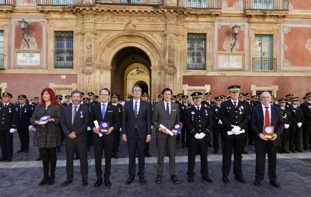 Homenaje y reconocimiento a los agentes de Policía Local con motivo de la festividad de San Patricio - 3, Foto 3