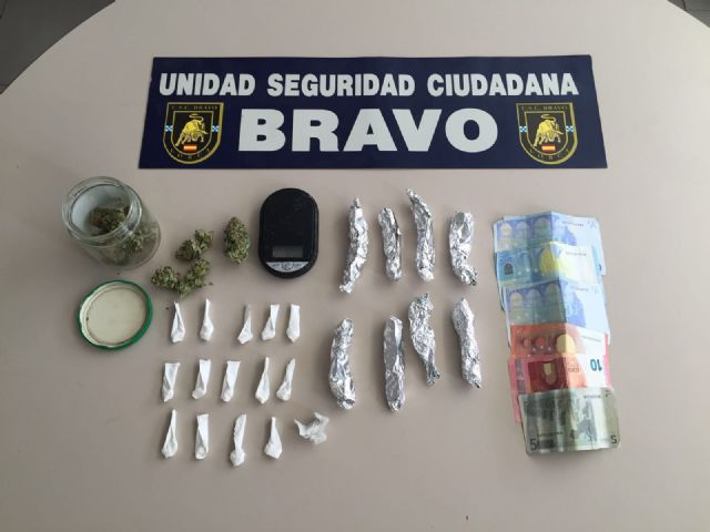 La Policía Local interviene diversas cantidades de cocaína, marihuana y dinero - 1, Foto 1