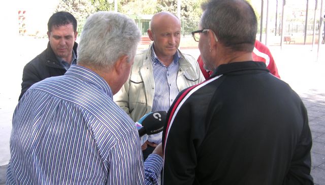 IU-V señala numerosos desperfectos en las recién inauguradas zonas de ocio de San Diego - 1, Foto 1